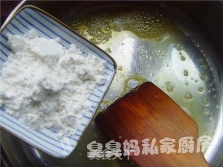 法式葱头酪汤的做法步骤：2