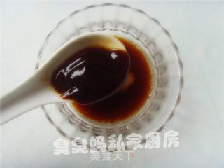 西餐做法中餐味------酱汁烤牛排的做法步骤：3