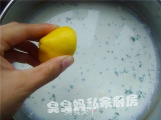 西餐做法中餐味------酱汁烤牛排的做法步骤：3