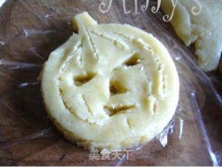 万圣节鬼脸南瓜饼干的做法步骤：5