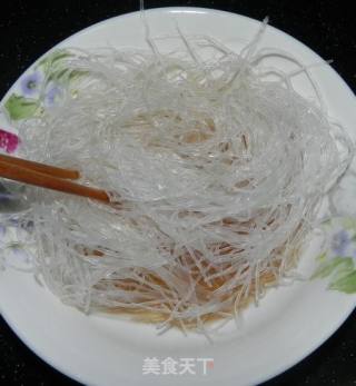 香菇粉丝蒸排骨的做法步骤：2