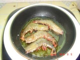 大虾意粉的做法步骤：4