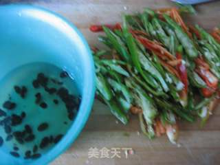 农家小炒肉的做法步骤：2
