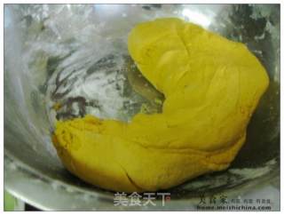 美味南瓜饼的做法步骤：4