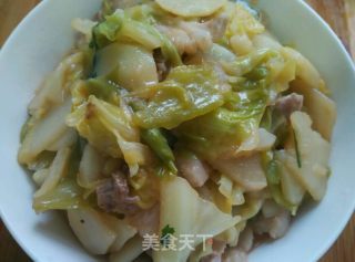 五花肉大头菜炖土豆的做法