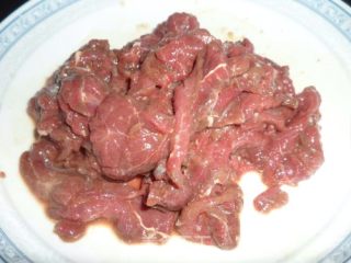 白萝卜炒牛肉的做法步骤：3