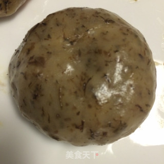 干艾草花生芝麻团的做法