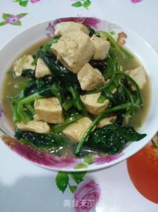 翡翠白玉~菠菜羊汤炖豆腐的做法