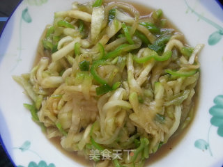 茄条炒青尖椒的做法