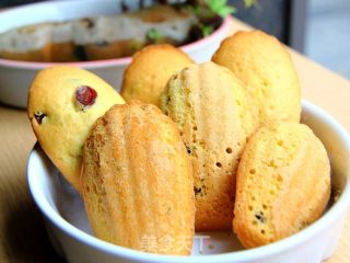 轻松做法式小甜点玛德莲蛋糕的做法