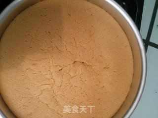 轻松做出软绵Q弹的戚风蛋糕（8寸）的做法