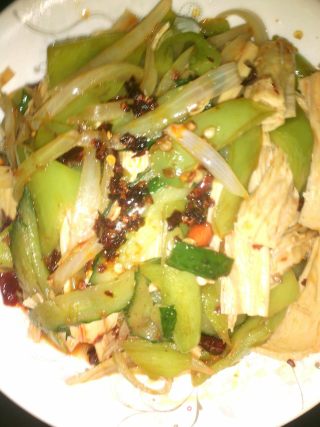 辣炒腐竹的做法