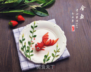 金鱼（草莓创意摆盘）的做法