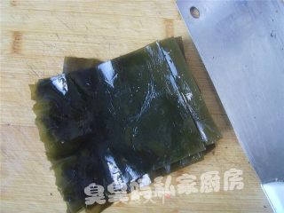 芝麻双丝海带的做法步骤：3