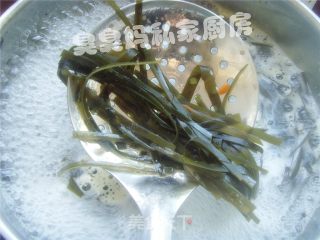 芝麻双丝海带的做法步骤：3