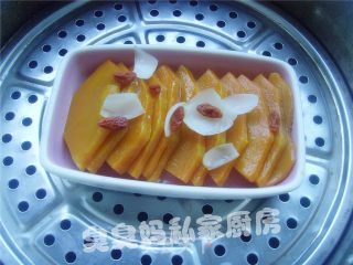 南瓜蒸百合的做法步骤：3