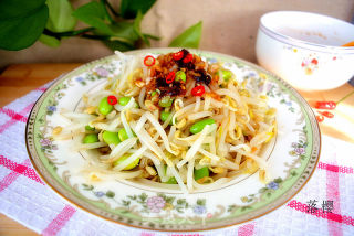 银芽炝毛豆的做法