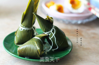 圆锥碱水白米粽的做法