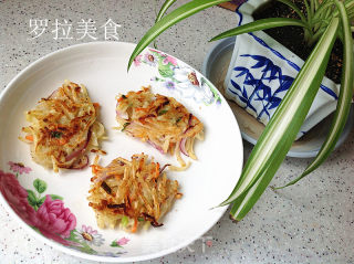廉价的土豆可口味道的土豆饼的做法