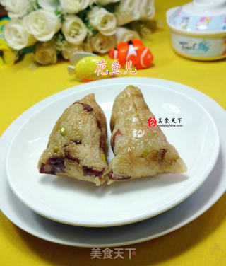 毛豆麻辣香肠糯米粽的做法