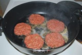 香煎牛肉饼（pannbiff）的做法步骤：2