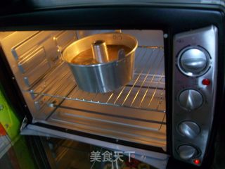 摩卡戚风蛋糕 (Mocha Chiffon Cake)的做法步骤：6
