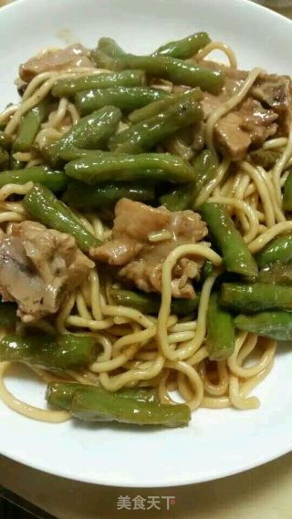 豆角排骨焖面的做法