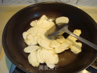 山药火腿小炒的做法步骤：3