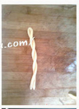 嘎嘣脆的奶油小麻花的做法步骤：2