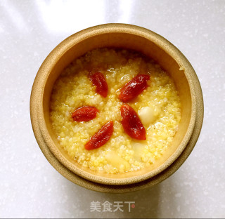 百合大黄米竹筒饭的做法