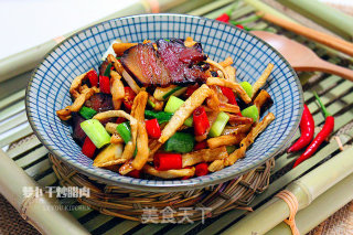 萝卜干炒腊肉的做法