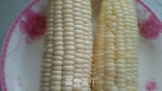 清水煮玉米的做法
