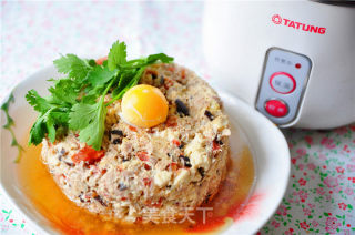 月见红茄豆腐炖肉的做法