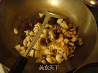 快手菜 – 炒杂丁的做法步骤：2