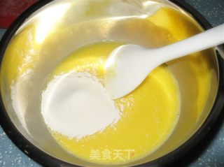 戚风蛋糕的做法步骤：2