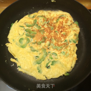 苦瓜煎蛋的做法