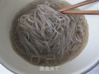 牛肉烧粉丝的做法步骤：2