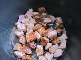 牛肉烧粉丝的做法步骤：2