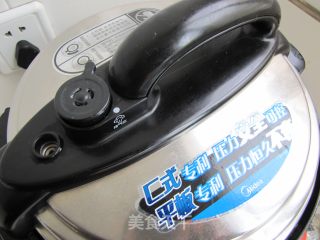牛肉烧粉丝的做法步骤：2