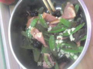 鸭胸肉拌荷兰豆的做法步骤：2