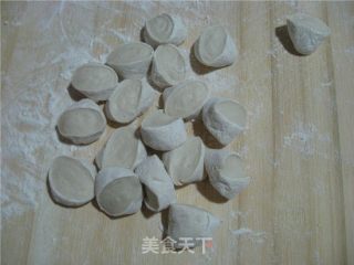香菇芹菜猪肉饺的做法步骤：3