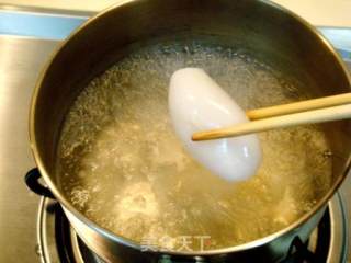 酥核桃釀墨鱼意面的做法步骤：2