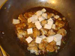 鸡鱼肉丸烧豆腐的做法步骤：2