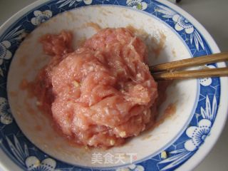 茼蒿肉圆汤的做法步骤：2