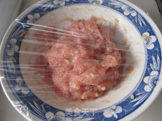 茼蒿肉圆汤的做法步骤：2
