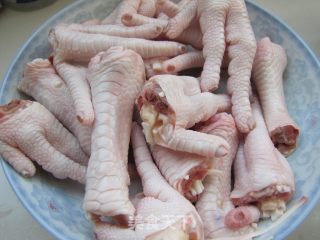 黑豆鸡爪的做法步骤：2