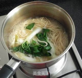 葱油面的做法步骤：2