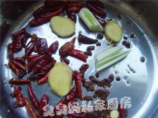 麻辣鸡脖的做法步骤：3