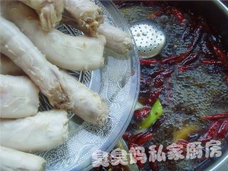 麻辣鸡脖的做法步骤：3
