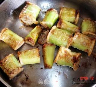 黑胡椒煎酿辣椒的做法步骤：2